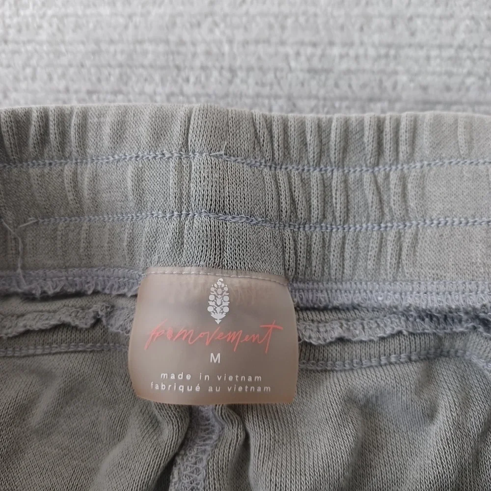Free People Movement Joggers Womens M Sage Green Tapered Leg Stretch Soft Casual